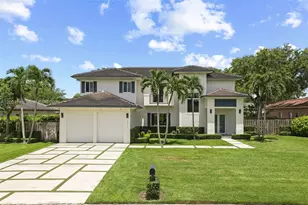 14831 SW 93rd Ct, Miami, FL 33176 - Photo 1