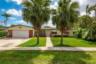 401 NW 93rd Ave, Pembroke Pines, FL 33024 - Photo 1
