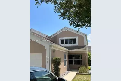 1425 NW 124th Ave #1425, Pembroke Pines, FL 33026 - Photo 1