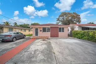 535 NW 44th Ave, Miami, FL 33126 - Photo 1