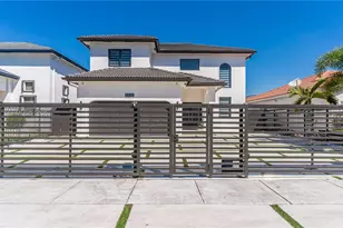 15817 SW 138th Terrace, Miami, FL 33196 - Photo 1