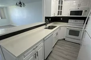 9001 SW 77th Ave, Miami, FL 33156 - Photo 1