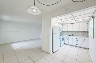 251 SW 134th Way, Pembroke Pines, FL 33027 - Photo 1
