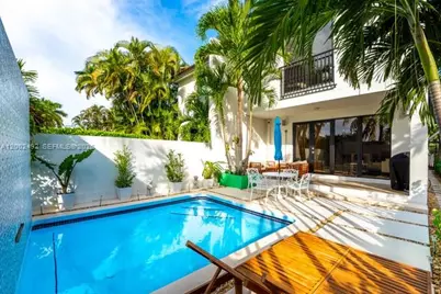 2766 SW 33rd Ave #2766, Miami, FL 33133 - Photo 1