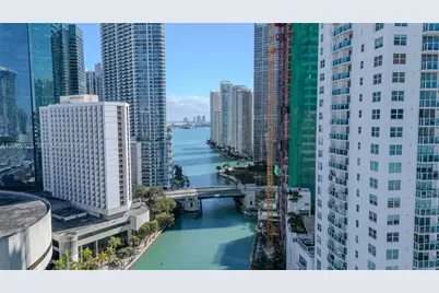 31 SE 5th St #2301, Miami, FL 33131 - Photo 1