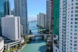 31 SE 5th St, Miami, FL 33131 - Photo 1