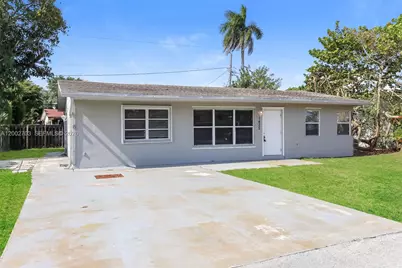 1425 NE 29th St, Pompano Beach, FL 33064 - Photo 1