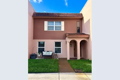 10 Laredo Pl #NA, Davie, FL 33324 - Photo 1