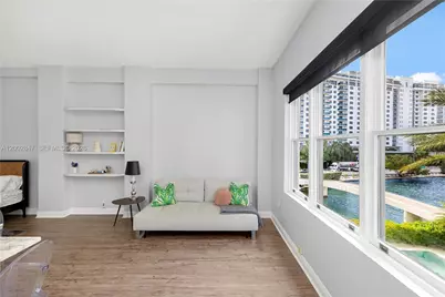 2421 Lake Pancoast Dr #3D, Miami Beach, FL 33140 - Photo 1