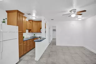 1860 Venice Park Dr, North Miami, FL 33181 - Photo 1