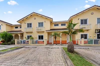 7452 NW 178th St, Hialeah, FL 33015 - Photo 1