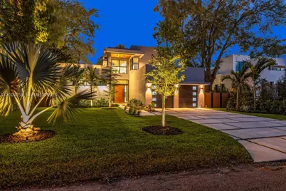 824 NE 111th St, Biscayne Park, FL 33161 - Photo 1