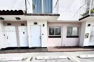 1100 SW 104th Ct, Miami, FL 33174 - Photo 1