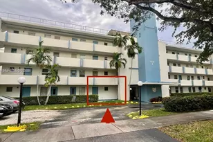 1701 NE 191st St, Miami, FL 33179 - Photo 1