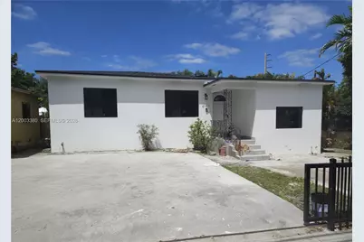 1040 NW 28th Ave, Miami, FL 33125 - Photo 1