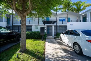 2412 NE 26th St, Fort Lauderdale, FL 33305 - Photo 1