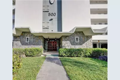 500 NE 14th Ave #306, Hallandale Beach, FL 33009 - Photo 1