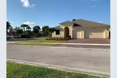 10005 W Verona Cir #10005, Vero Beach, FL 32966 - Photo 1