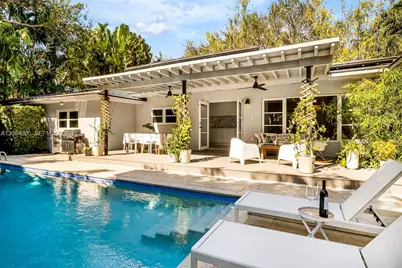 1010 Placetas Ave, Coral Gables, FL 33146 - Photo 1