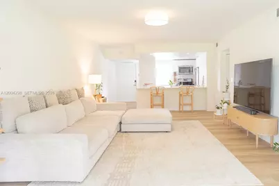 3250 N Palm Aire Dr #202, Pompano Beach, FL 33069 - Photo 1