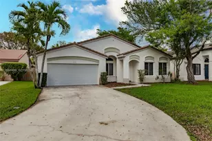 1414 E Harmony Lake Cir, Davie, FL 33324 - Photo 1