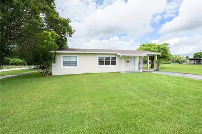 640 SW 5th Ave, Florida City, FL 33034 - Photo 1