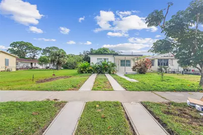 1408 N 23rd St #0, Fort Pierce, FL 34950 - Photo 1