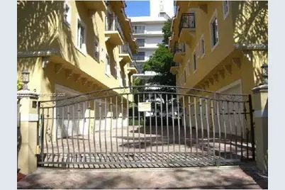 2919 Coconut Ave #4, Miami, FL 33133 - Photo 1