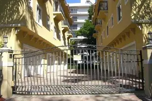 2919 Coconut Ave, Miami, FL 33133 - Photo 1