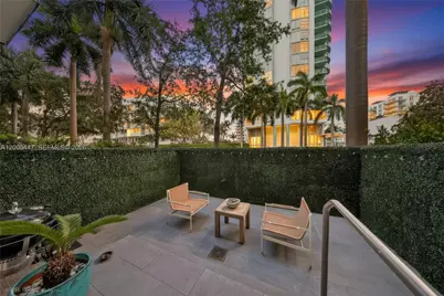 6000 Collins Ave #118, Miami Beach, FL 33140 - Photo 1