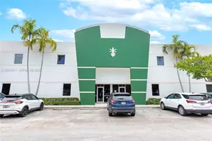 1315 NW 98th Ct, Doral, FL 33172 - Photo 1