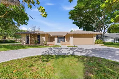 120 NW 84th Way, Coral Springs, FL 33071 - Photo 1