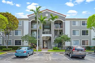 6841 SW 44th St, Miami, FL 33155 - Photo 1