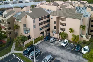 10500 SW 108th Ave, Miami, FL 33176 - Photo 1
