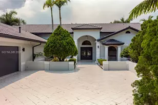 1361 NW 116th Ave, Plantation, FL 33323 - Photo 1