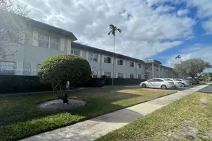1560 McKinley St, Hollywood, FL 33020 - Photo 1