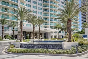 20201 E Country Club Dr, Aventura, FL 33180 - Photo 1