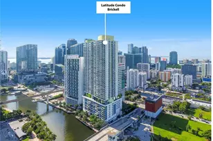 185 SW 7th St, Miami, FL 33130 - Photo 1
