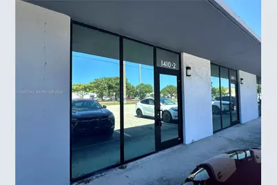 1410 N Dixie Hwy #2, Hollywood, FL 33020 - Photo 1