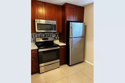 713 NW 103rd Ter #203, Pembroke Pines, FL 33026 - Photo 1