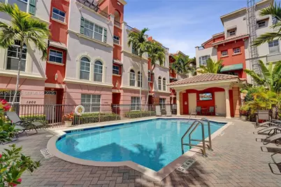 1033 NE 17th Way #1201, Fort Lauderdale, FL 33304 - Photo 1