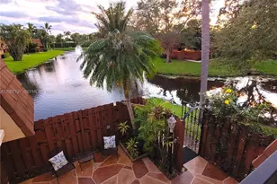 825 Center St, Jupiter, FL 33458 - Photo 1