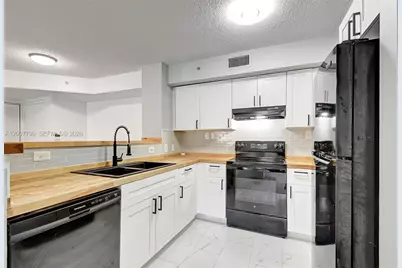 7808 Sonoma Springs Cir #204, Lake Worth, FL 33463 - Photo 1