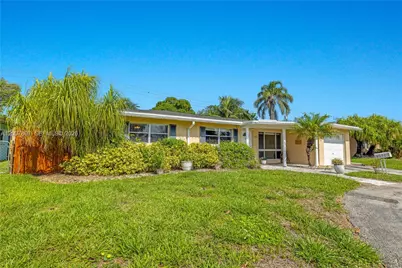 4051 NE 17th Ter, Pompano Beach, FL 33064 - Photo 1