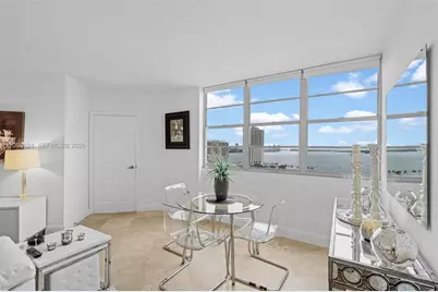 905 Brickell Bay Dr #1830, Miami, FL 33131 - Photo 1