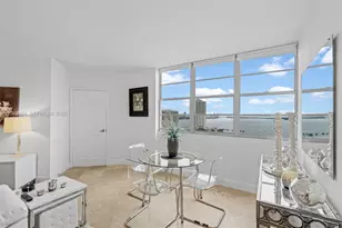 905 Brickell Bay Dr, Miami, FL 33131 - Photo 1