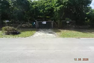 18950 SW 240th St, Homestead, FL 33031 - Photo 1