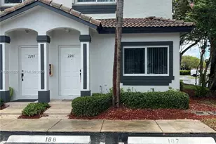 2201 SE 24th Pl, Homestead, FL 33035 - Photo 1