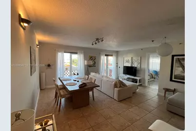 227 Michigan Ave #502, Miami Beach, FL 33139 - Photo 1