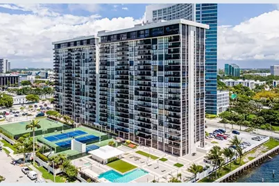 600 NE 36th St #801, Miami, FL 33137 - Photo 1